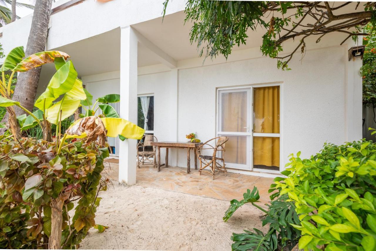 Surfescape Zanzibar Apartment Kiwengwa  Bagian luar foto