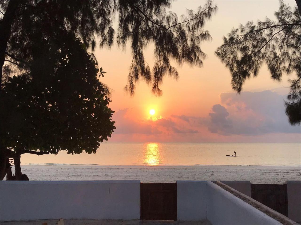 Surfescape Zanzibar Apartment Kiwengwa  Bagian luar foto